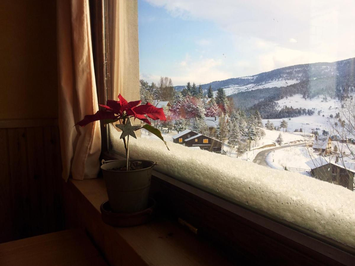 Auberge de jeunesse Xalet Refugi Pere Carné à La Molina  Extérieur photo