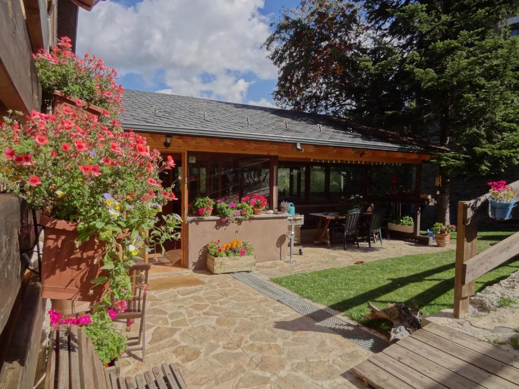 Auberge de jeunesse Xalet Refugi Pere Carné à La Molina  Extérieur photo